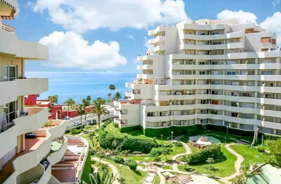 El Estudio De La Playa Benalbeach Holidays Paradise Бенальмадена Экстерьер фото